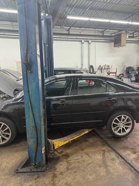 Jon's Auto Repair shop
