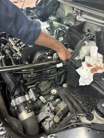 Jon's Auto Repair facility